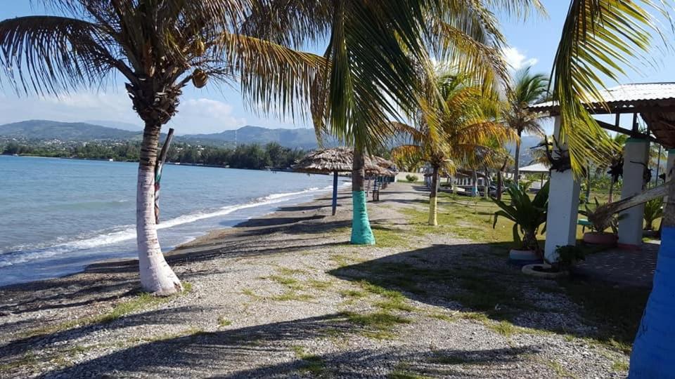 Evasion Beach Hotel Gressier Extérieur photo