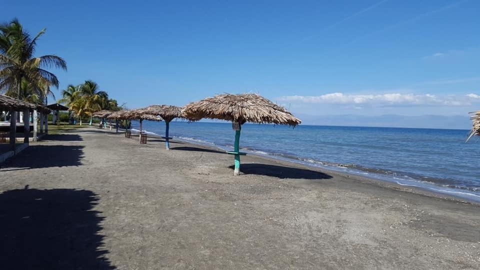 Evasion Beach Hotel Gressier Extérieur photo