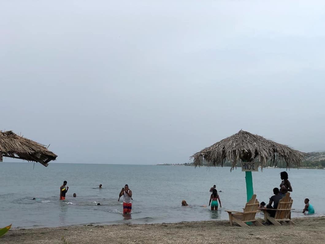 Evasion Beach Hotel Gressier Extérieur photo